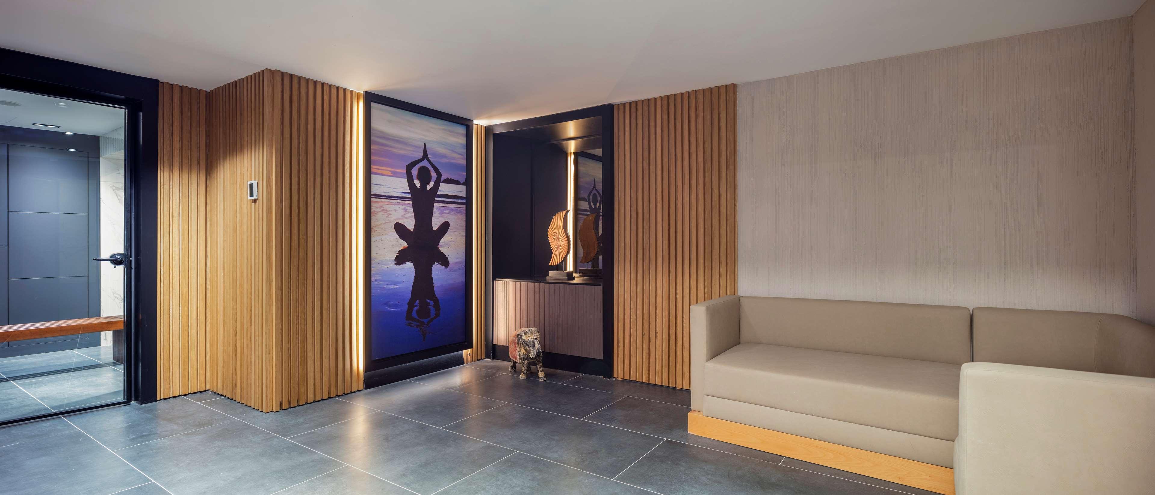 Radisson Hotel Izmir Aliaga Екстериор снимка